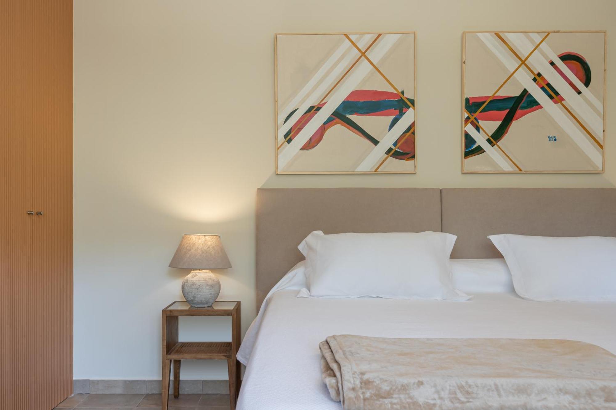 Rondaia Hotel เอสปอร์เลส ภายนอก รูปภาพ